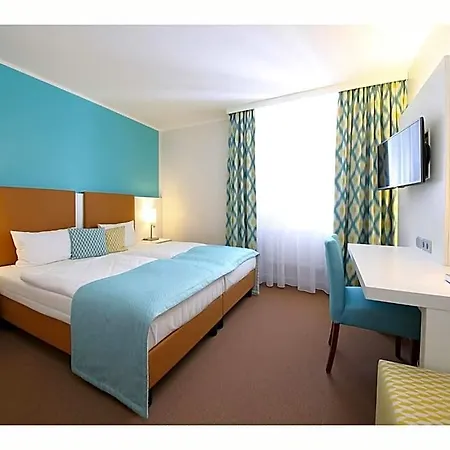 Hotel Congress Am Stadtpark 4*