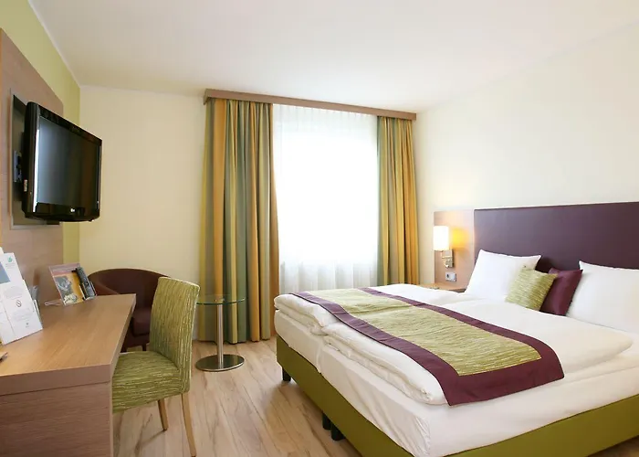 Congress Am Stadtpark Hotel 4*