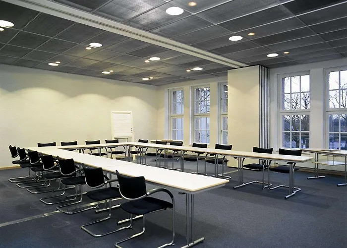 Congress Am Stadtpark 4*