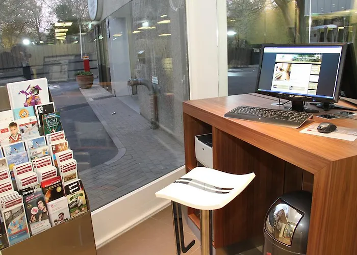 Congress Am Stadtpark 4*