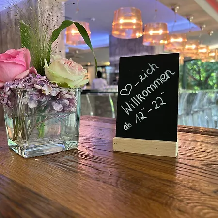 Hotel Congress Am Stadtpark 4*