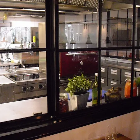 Congress Am Stadtpark 4*