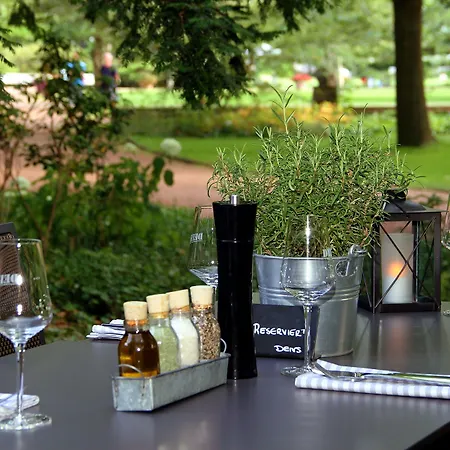 Congress Am Stadtpark Hotell