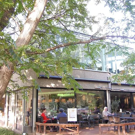מלון Congress Am Stadtpark
